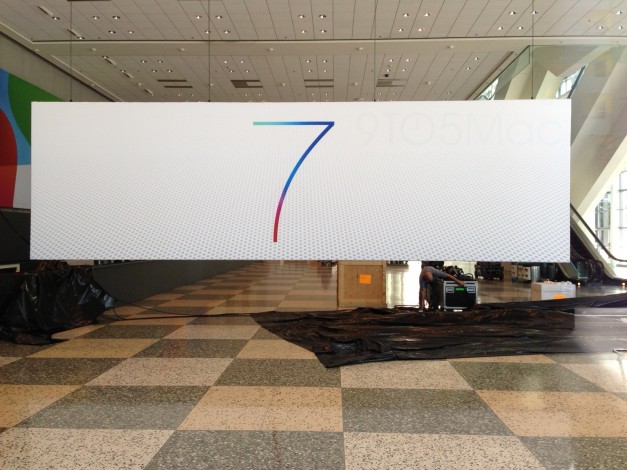 ios 7 banneer wwdc13 moscone west